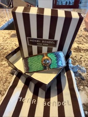 henri bendel Green Snakeskin-Effect Cuff with Gold Accent